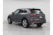 $27998 : Audi Q5 2022 AWD quattro S l thumbnail