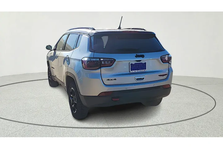 $19999 : Jeep Compass 2024 4x4 Trailh image 6