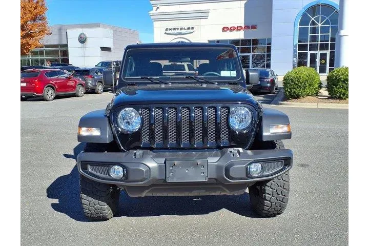 Jeep Wrangler 2022 4x4 Sport image 2