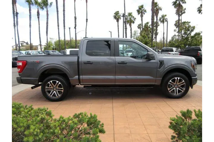 $39190 : Ford F-150 2023 4x4 XL 4dr S image 5