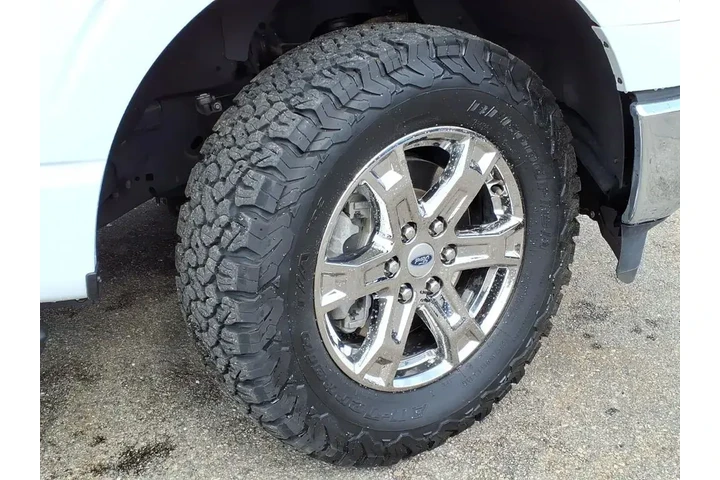 $39794 : Ford F-150 2023 4x4 XLT 4dr image 9