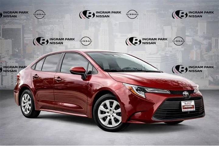 $25999 : Toyota Corolla 2026 LE 4dr S image 1