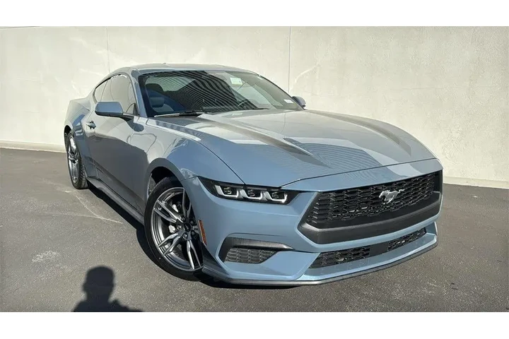 $31985 : Ford Mustang 2024 EcoBoost 2 image 1