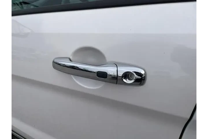 $20100 : Ford Explorer 2018 AWD Limit image 10