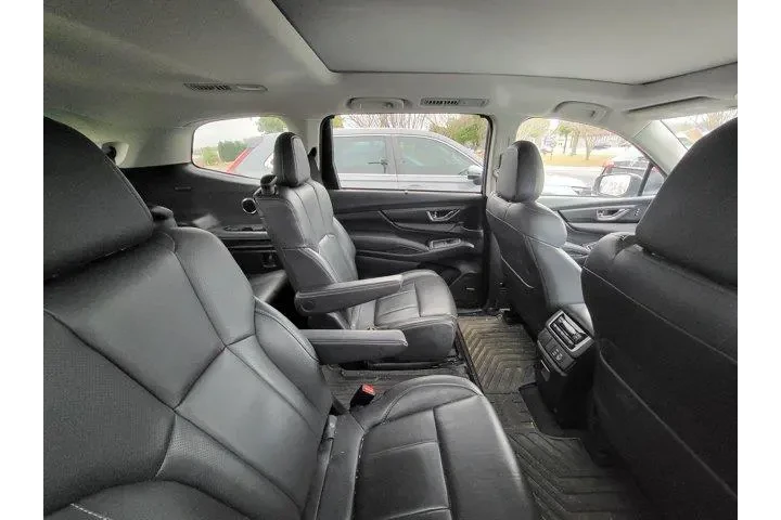 $30721 : Subaru Ascent 2023 AWD Limit image 9