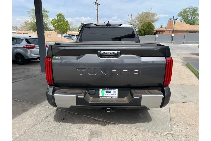 2022 Tundra Limited CrewMax 4 image 6