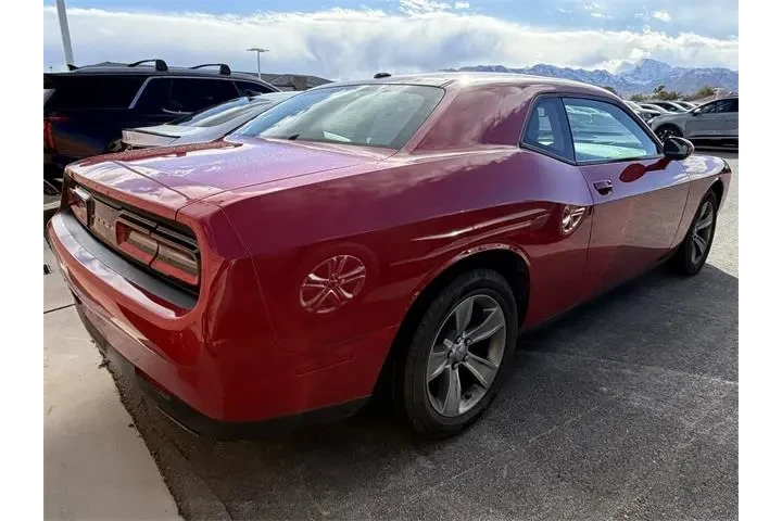 $16588 : Dodge Challenger 2015 SXT 2d image 4