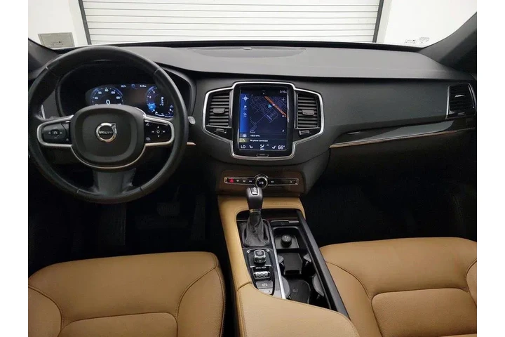$23998 : Volvo XC90 2018 AWD T6 Momen image 9