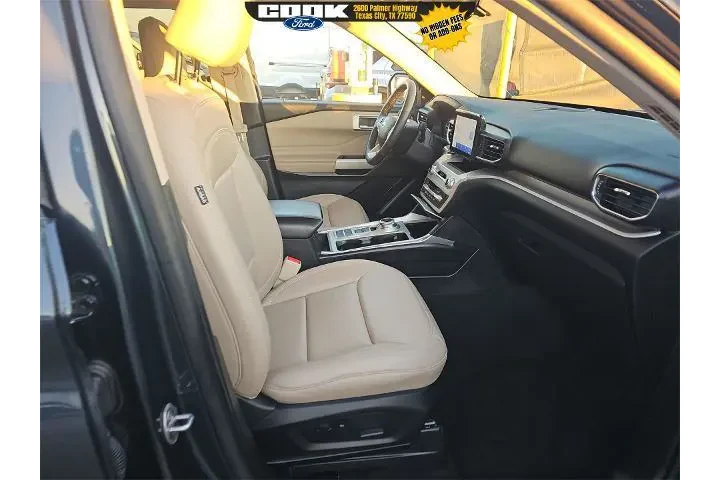 $27983 : Ford Explorer 2023 XLT 4dr S image 8