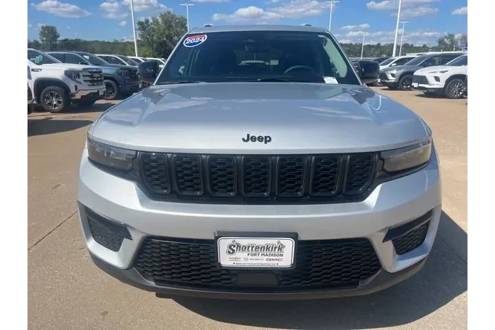 $32451 : Jeep Grand Cherokee 2024 4x4 image 10