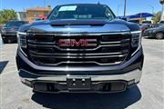 $56995 : Pre-Owned 2023 Sierra 1500 Cr thumbnail