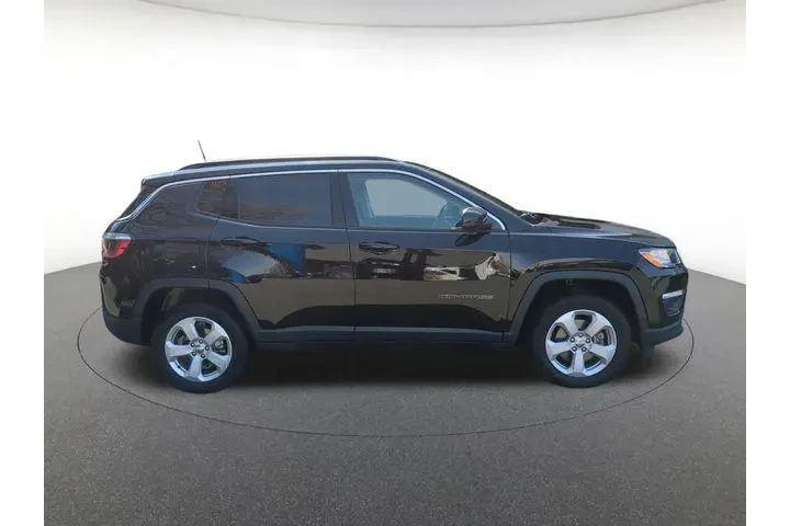 $19000 : Jeep Compass 2019 4x4 Latitu image 4