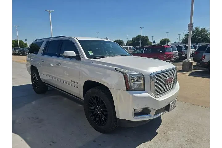 $17498 : GMC Yukon XL 2016 4x4 Denali image 4