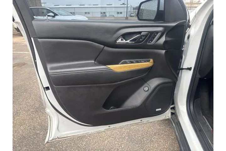 $20982 : GMC Acadia 2017 4x4 Denali 4 image 9