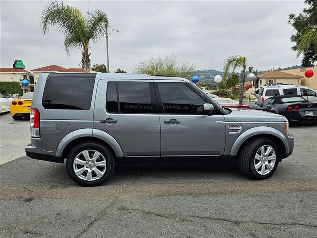 $15995 : 2013 Land Rover LR4 image 7