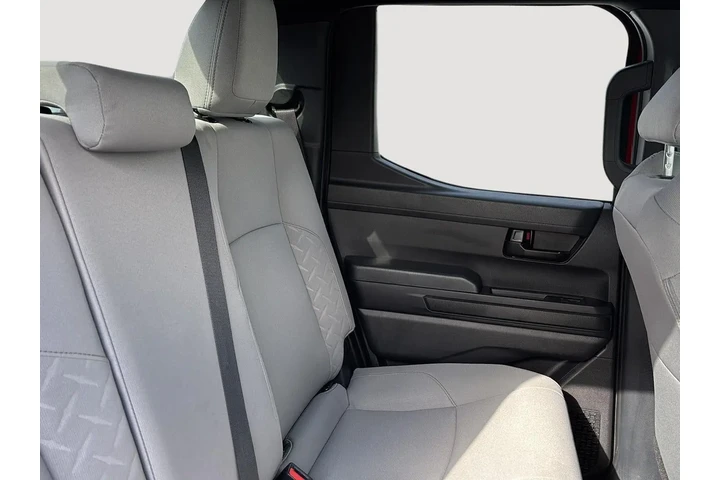 $40233 : Gold Certified 2024 Tacoma SR5 image 10