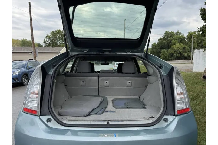 $5999 : 2013 Prius Plug-in Hybrid Adv image 7
