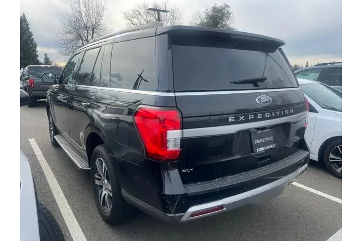$33988 : Ford Expedition 2022 4x2 XLT image 8