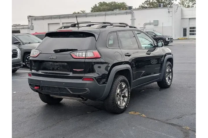 $14631 : Jeep Cherokee 2019 4x4 Trail image 6