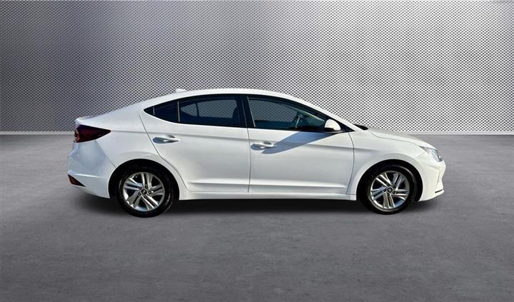 $16079 : 2020 Elantra SEL image 8