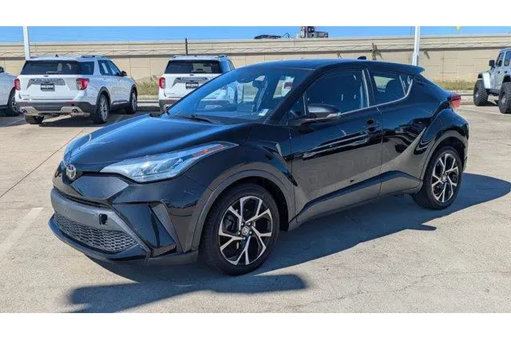 $16995 : Toyota C-HR 2020 XLE 4dr Cro image 7