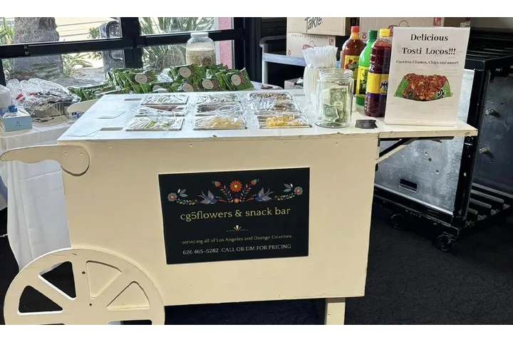 CG5 Flowers & Snack Bar image 5