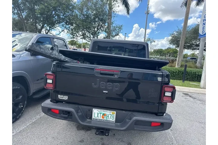 $34999 : Jeep Gladiator 2024 4x4 Will image 7