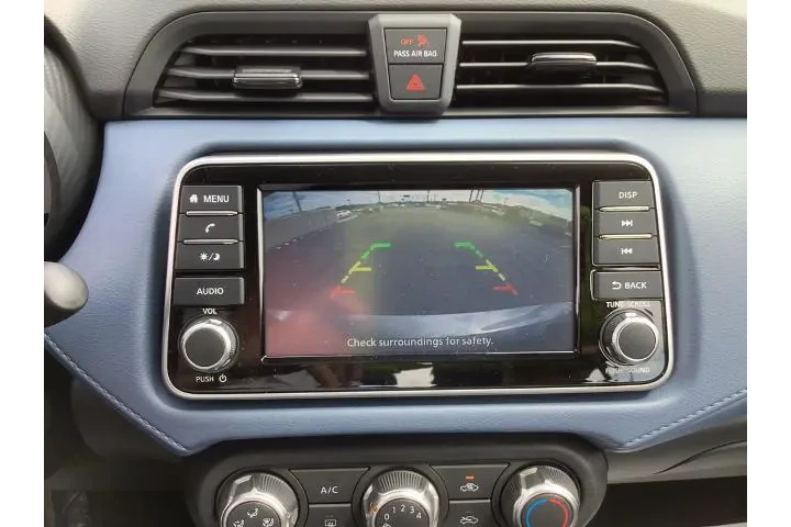 $22950 : Nissan Versa 2025 SV 4dr Sed image 10