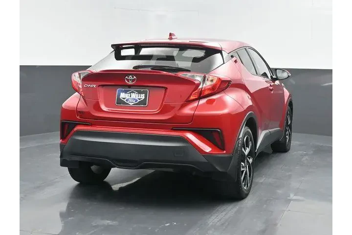 $24490 : Toyota C-HR 2022 XLE 4dr Cro image 7