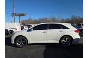 $11995 : 2009 Venza 4X2 V6 thumbnail
