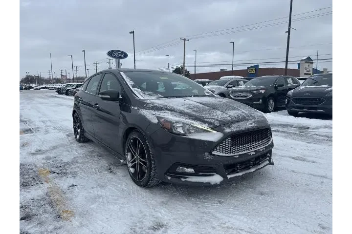 $14062 : Ford Focus 2017 ST 4dr Hatch image 3