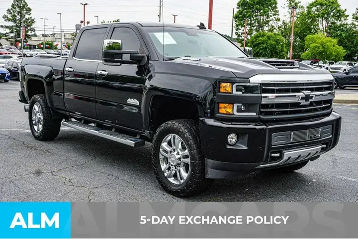 $39920 : Chevrolet Silverado 2500HD 2 image 4