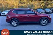 $20275 : PRE-OWNED 2019 NISSAN ROGUE SV thumbnail