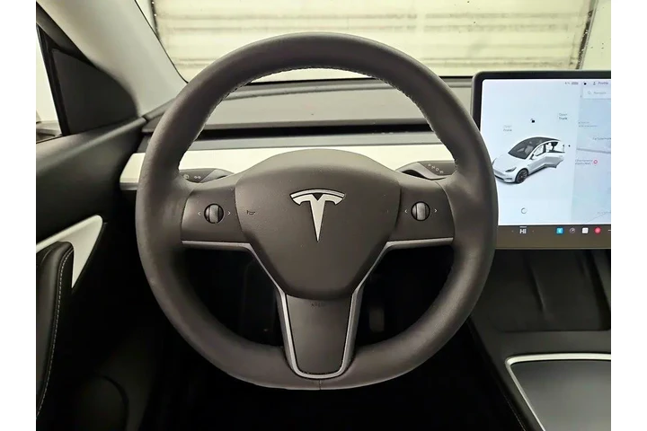 $31998 : Tesla Model Y 2021 AWD Long image 10