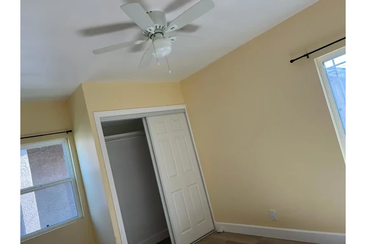 $3200 : Casa de 3 dormitorios y 2 baño image 4