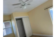 $3200 : Casa de 3 dormitorios y 2 baño thumbnail