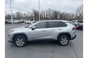 $26971 : Toyota RAV4 2024 XLE 4dr SUV thumbnail
