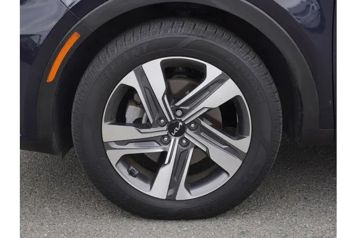 $31944 : Kia Sorento Plug-In Hybrid 2 image 2