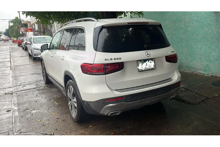 $470000 : MERCEDES BENZ GLB250 4MATIC image 3