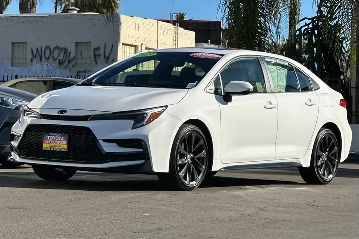 $22995 : Toyota Corolla 2023 SE 4dr S image 8