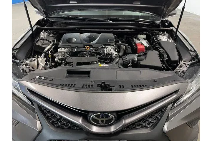 $22981 : Toyota Camry 2019 image 7