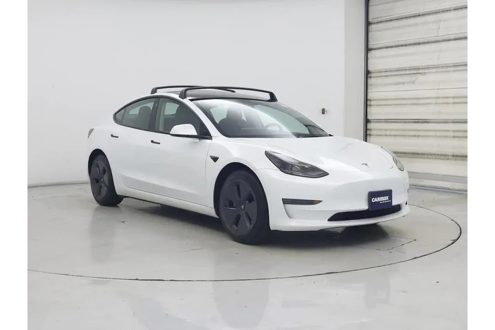 $29998 : Tesla Model 3 2022 AWD Long image 1