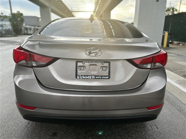 $6200 : Hyundai Elantra image 5