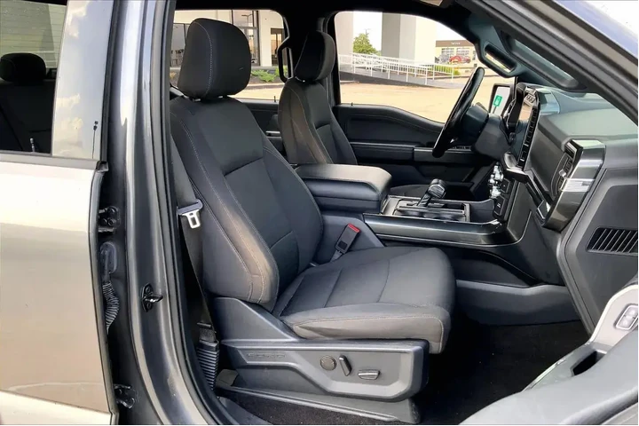 $37801 : Ford F-150 2022 4x4 XL 4dr S image 9