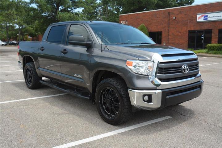 2015 Tundra SR5 image 5