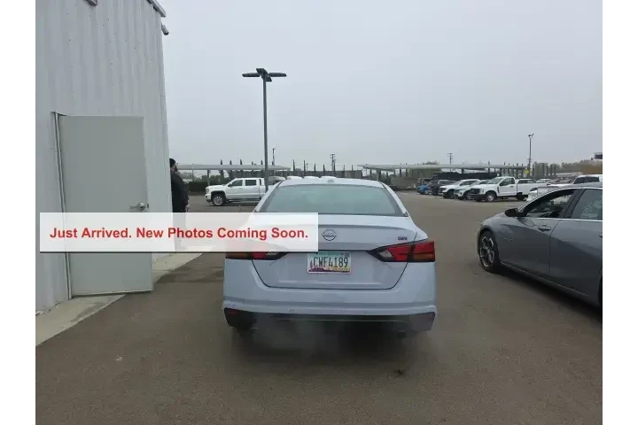 $20900 : Nissan Altima 2024 2.5 SR 4d image 5