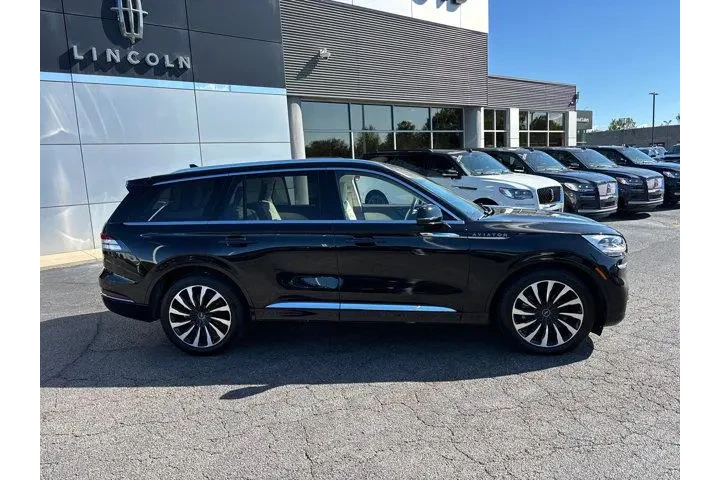$71985 : Lincoln Aviator 2023 AWD Bla image 8