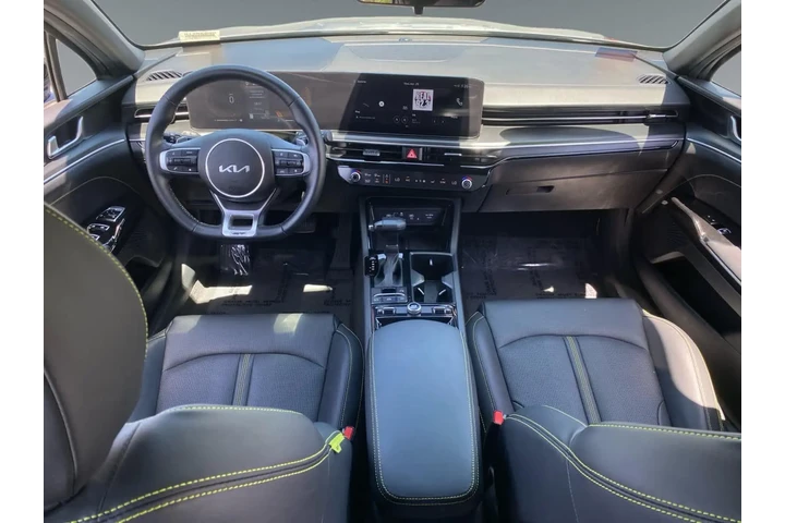 $39556 : Kia K5 2025 GT 4dr Sedan image 10
