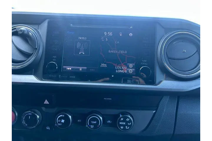 $34995 : Toyota Tacoma 2019 image 8