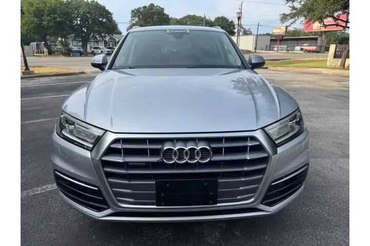 $15995 : 2019 Q5 image 3